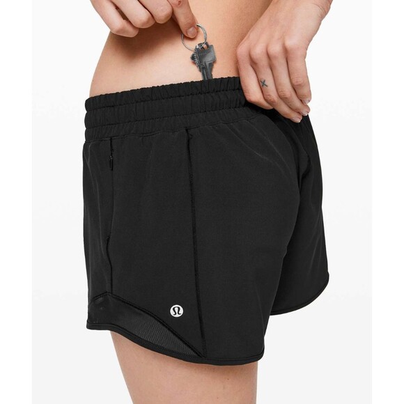 Lululemon Pants - Lululemon Hotty Hot Short 4" Black Size 4